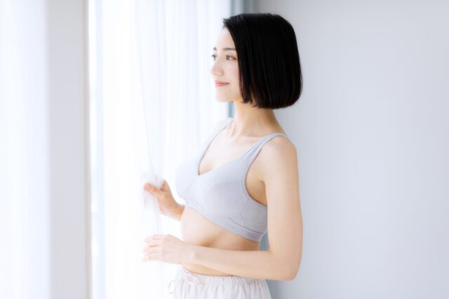 【#リラックスブラ　シリーズ累計販売数135万枚販売】 

シリーズ累計135万枚販売！
大人気の定番　リラックスブラ✨

ぜひ一度公式ストアをご覧ください。

リラックスの最新情報、商品の購入は
こちらから⇒@suzubra_

#BVD #涼ブラ #スズブラ #suzubra #ノンワイヤーブラ #リラックス
#フェムテック #フェムケア #インナー
#下着  #ブラ #多機能 #快適 #暮らし #在宅ワーク #おうち時間