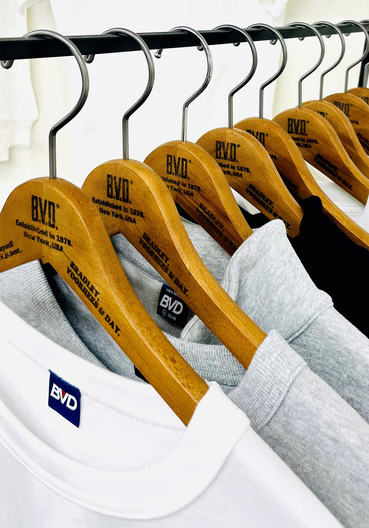 STANDARD UNIFORM SUPPLY